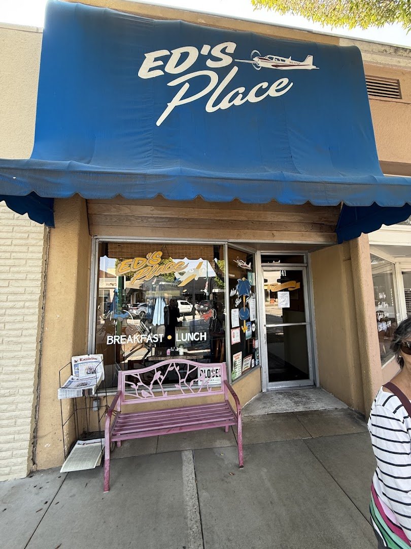 Front view of Ed's Place in Glendora.