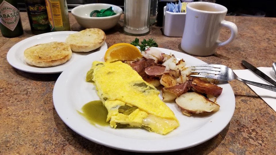 Green Chilli & Pepper Jack Cheese Omelette